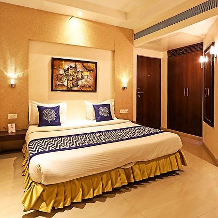 Hotel D'Grand Bareilly Esterno foto