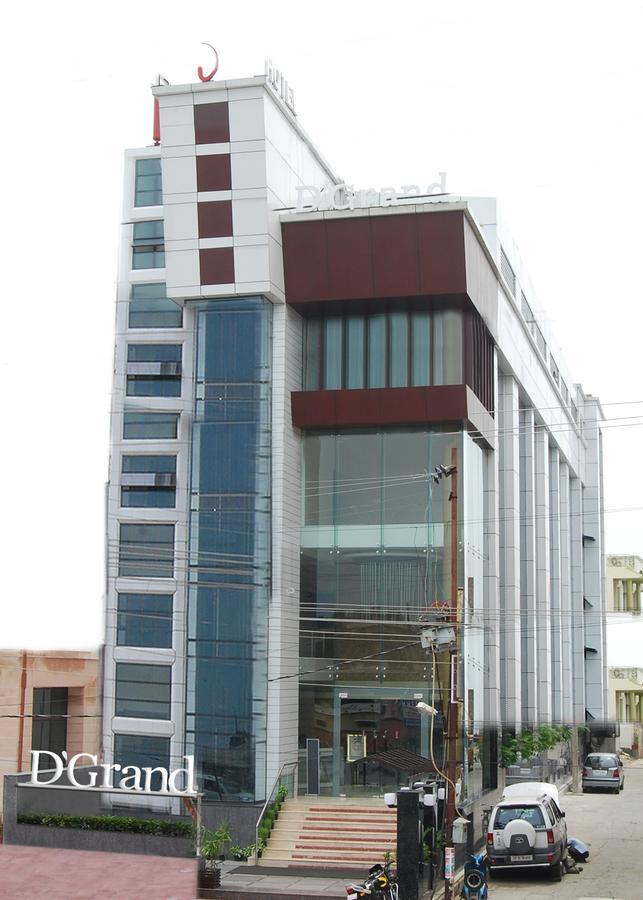 Hotel D'Grand Bareilly Esterno foto