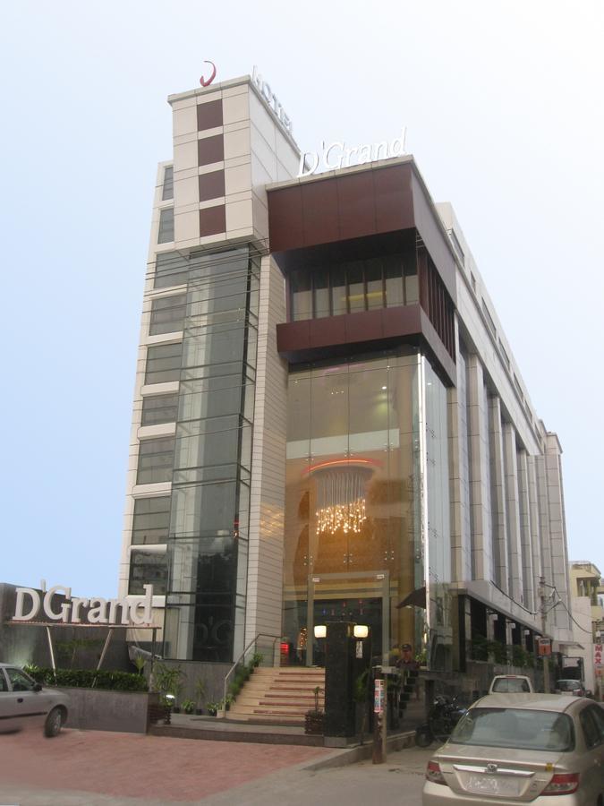 Hotel D'Grand Bareilly Esterno foto