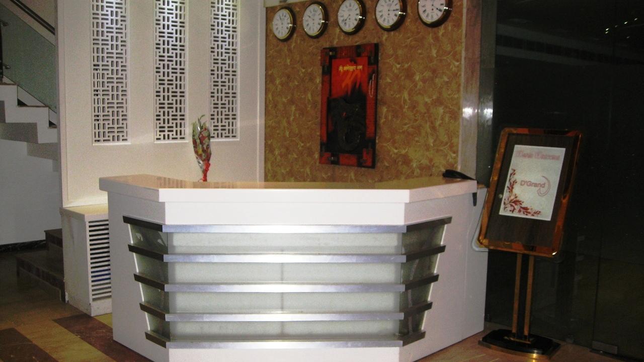 Hotel D'Grand Bareilly Esterno foto